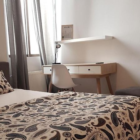 Palette Apartment Champagne - Athens Center, 6 Bd, 3 Bath Luaran gambar