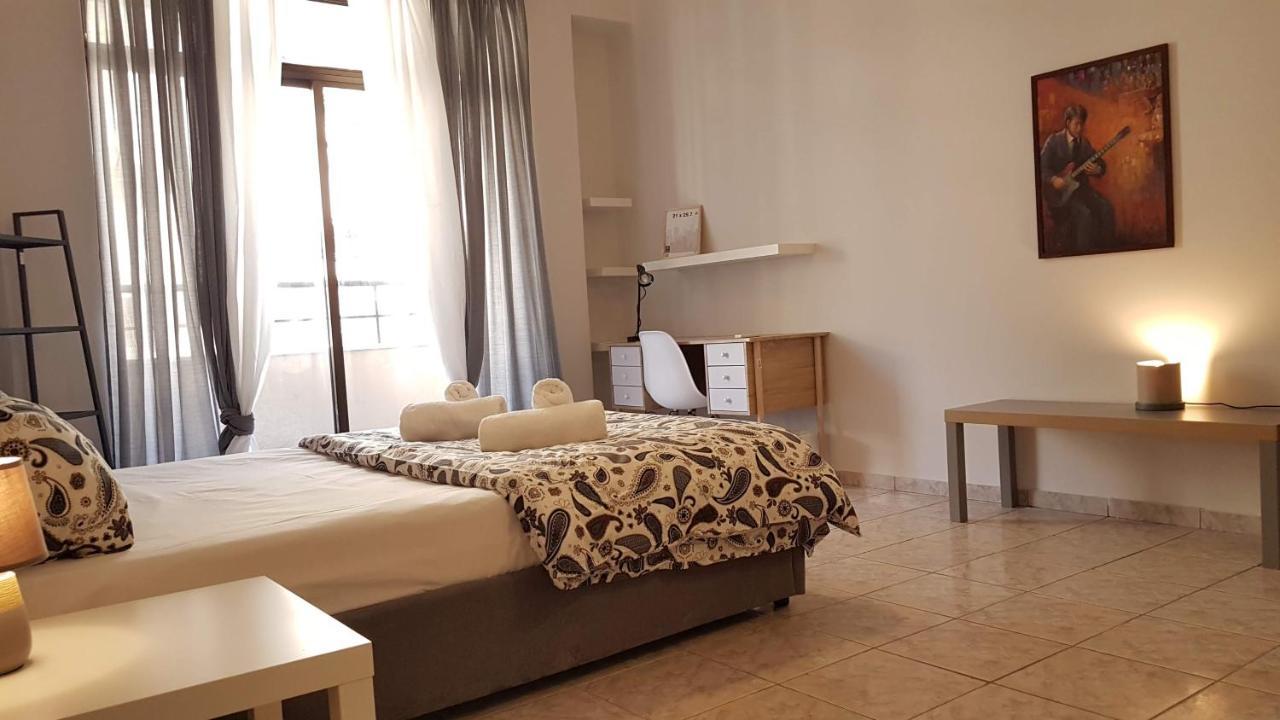 Palette Apartment Champagne - Athens Center, 6 Bd, 3 Bath Luaran gambar