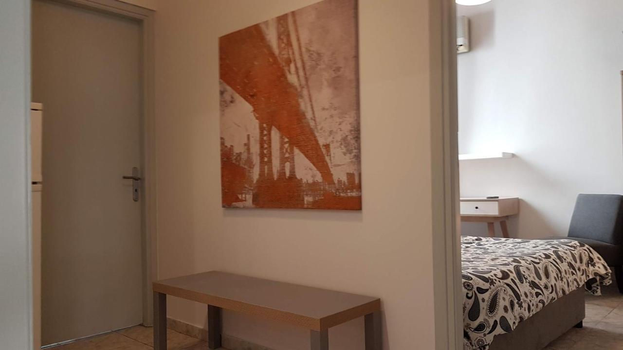 Palette Apartment Champagne - Athens Center, 6 Bd, 3 Bath Luaran gambar