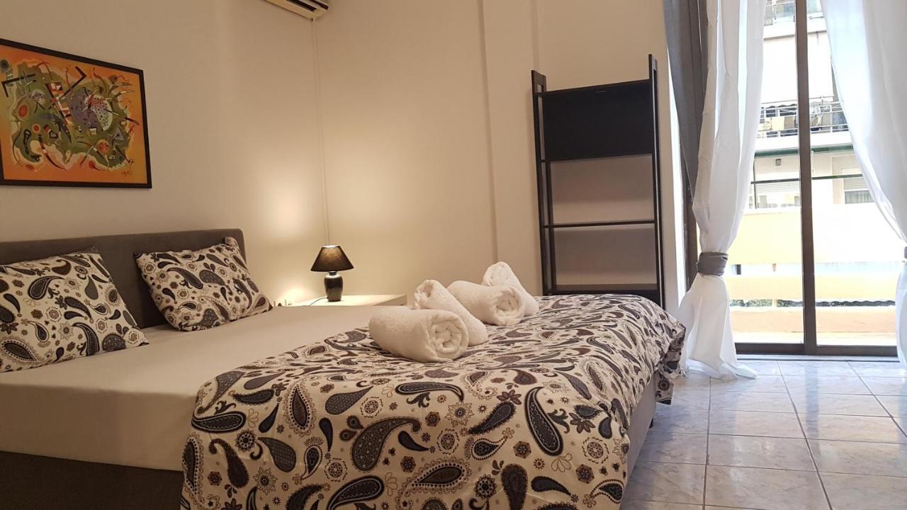 Palette Apartment Champagne - Athens Center, 6 Bd, 3 Bath Luaran gambar