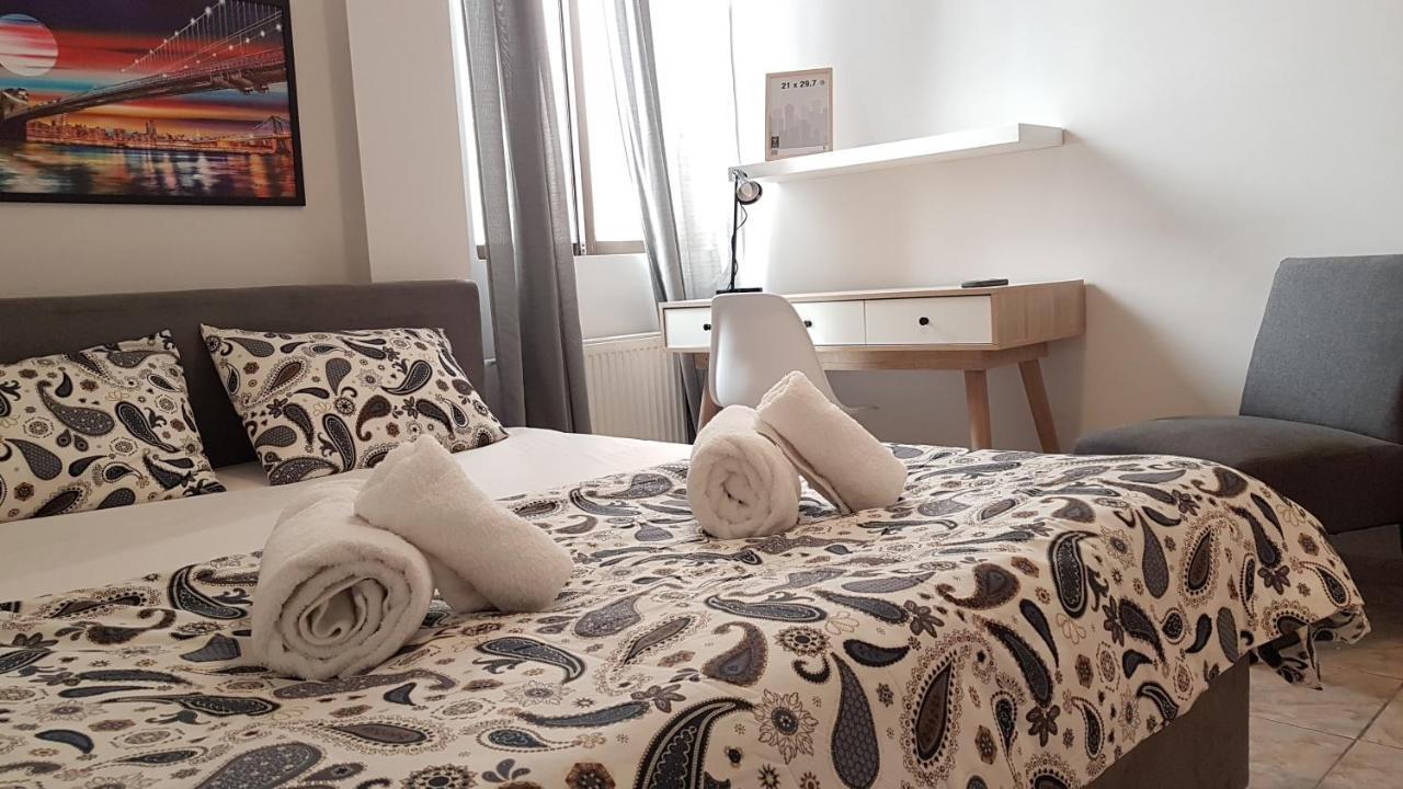 Palette Apartment Champagne - Athens Center, 6 Bd, 3 Bath Luaran gambar