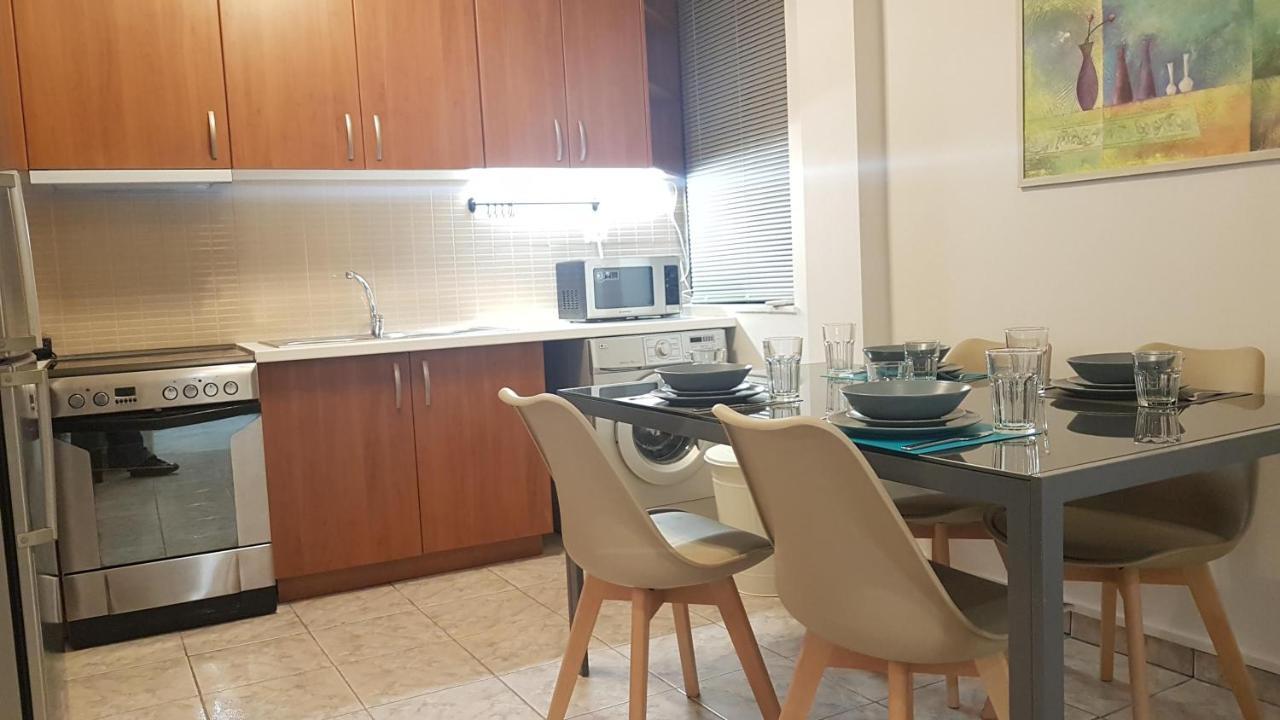 Palette Apartment Champagne - Athens Center, 6 Bd, 3 Bath Luaran gambar