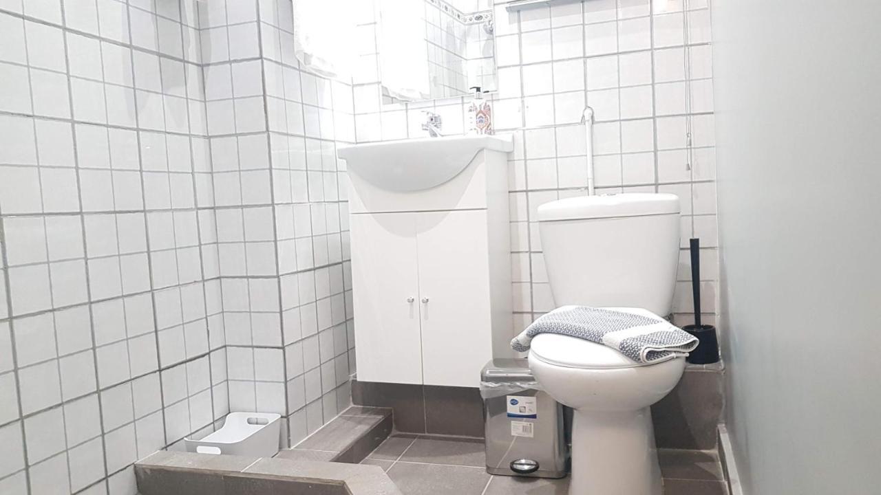 Palette Apartment Champagne - Athens Center, 6 Bd, 3 Bath Luaran gambar